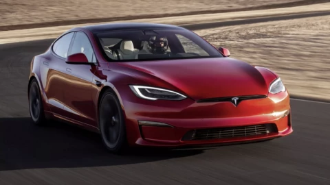 Tesla dần mất ưu thế tại Trung Quốc. Lý do người tiêu dùng chuyển sang BYD và Xiaomi là gì??