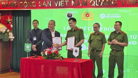 Thêm hệ thống nhà thuốc thứ 3 có thể mua trực tuyến qua ứng dụng VNeID