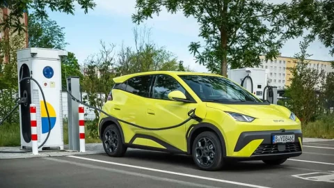 Quốc hội có thể sớm đánh Tesla vào nơi đau đớn nhất