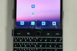 Blackberry trở lại sau 10 năm vắng bóng