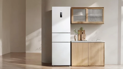 Xiaomi ra mắt tủ lạnh 3 cánh dành cho các phòng trọ chật hẹp, có cả inverter