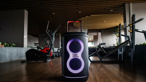 Đánh giá JBL PartyBox 520: “quyền năng” mới trong làng loa tiệc tùng di động và canh bạc "tất cả trong một"
