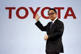 Chủ tịch Toyota tuyên bố: một chiếc xe điện ô nhiễm gấp ba lần xe hybrid khi tính cả quá trình sản xuất