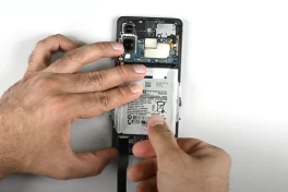 iFixit chỉ ra những gì Samsung phải đánh đổi để có độ mỏng của Galaxy S25 Edge
