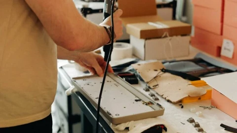 Bên trong chiếc bàn phím đắt nhất thế giới: Từ switch đến stabilizer đều là hàng "thửa", mất 5 năm để làm ra, giá "chỉ" hơn 90 triệu đồng