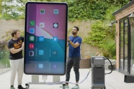iPhone phiên bản khổng lồ có gì, khiến nhiều người ngạc nhiên?