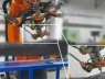 Trung Quốc dùng robot làm công việc của "nghệ nhân" trong nhà máy drone, khoan nhanh gấp đôi và chính xác hơn cả tiêu chuẩn quân sự
