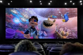 Samsung hợp tác Pixar, thay thế máy chiếu tù mù bằng màn hình LED HDR