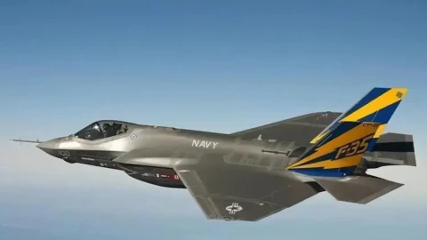 Máy bay Israel bay trên bầu trời Tehran và cú sốc phòng không Trung Đông