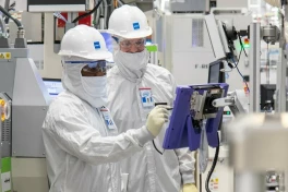 "Bão" sa thải tiếp túc quét qua Intel: 10.000 nhân viên nhà máy sắp mất việc!