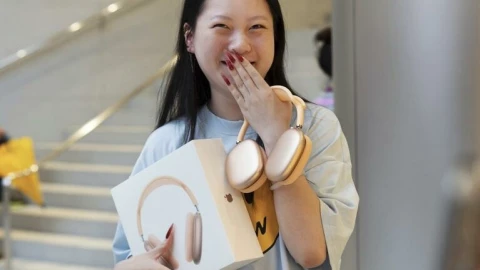 "Nước cờ" cao tay của Apple: Giảm giá "mồi" để hưởng trọn trợ cấp 20 tỷ USD từ Trung Quốc