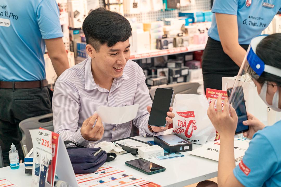 CellphoneS mở bán iPhone 13 chính hãng tại Việt Nam