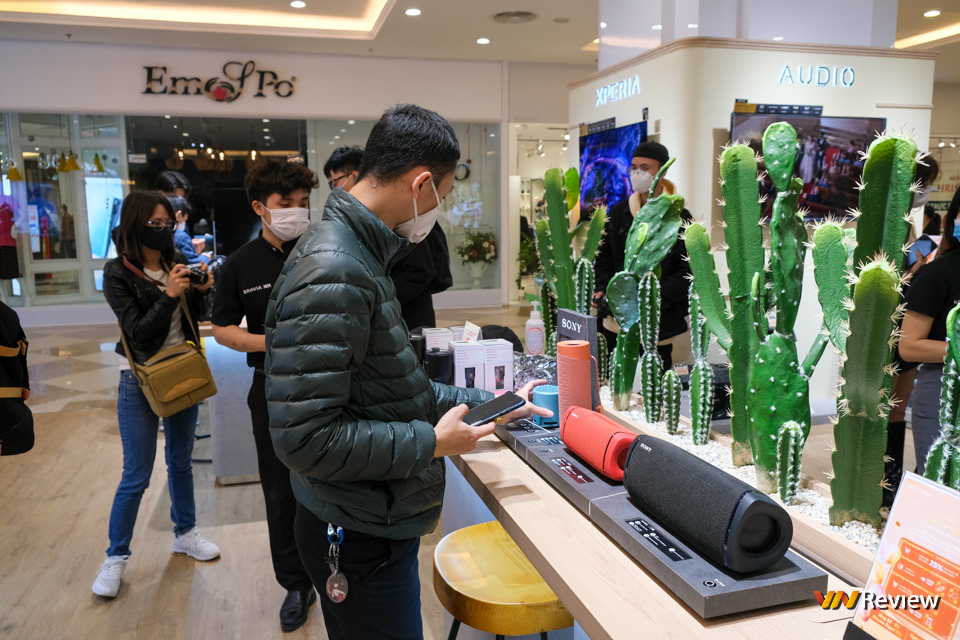 Sony khai trương Sony Center tại Hà Nội với diện mạo mới: Nơi trải nghiệm, mua sắm đồ công nghệ dành cho giới trẻ