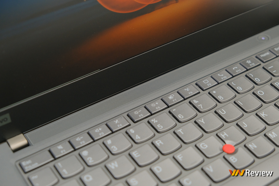 Đánh giá laptop Lenovo ThinkPad P14s gen 2: Máy trạm gọn nhẹ dành cho dân “pro”