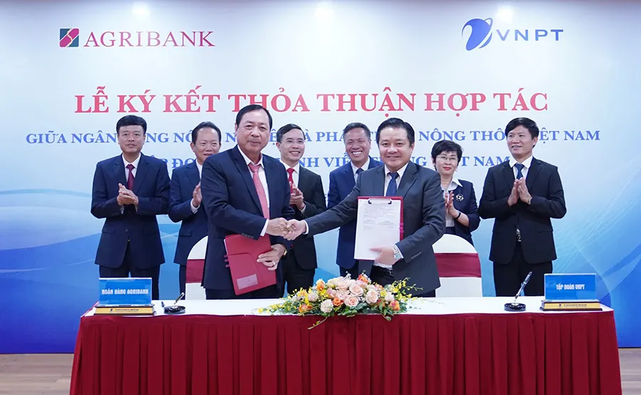 VNPT và Agribank ký hợp tác toàn diện, ưu tiên dùng sản phẩm của nhau