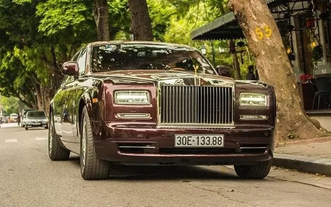 Rolls-Royce của ông Trịnh Văn Quyết tiếp tục giảm giá sập sàn, nhưng vẫn Ế!