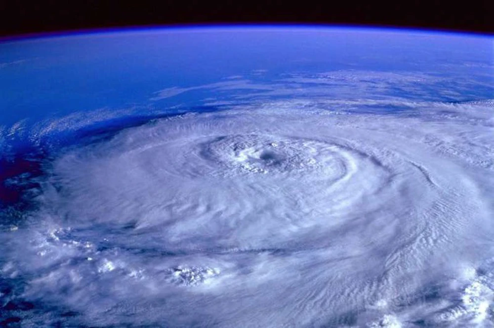 Có 1 nơi trên Trái Đất, người dân chẳng phải lo tránh bão bao giờ, 50 năm rồi chưa biết mùi bão là gì