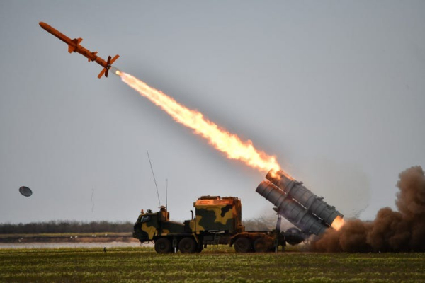 Chiến dịch phản công không hiệu quả, Ukraine "sốt ruột" phóng tên lửa vào Crimea cũng chẳng làm gì được Nga