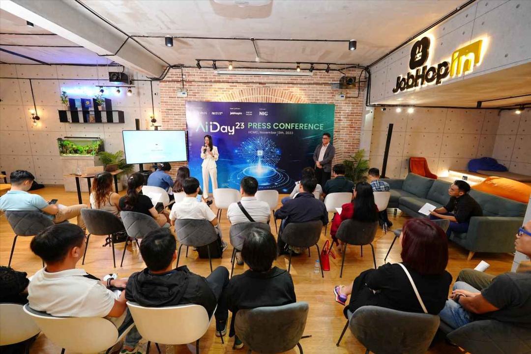 thumbnail - VinAI công bố ngày hội trí tuệ nhân tạo AI Day 2023 tại Việt Nam, có cả Sam Altman, "cha đẻ của ChatGPT" tham dự