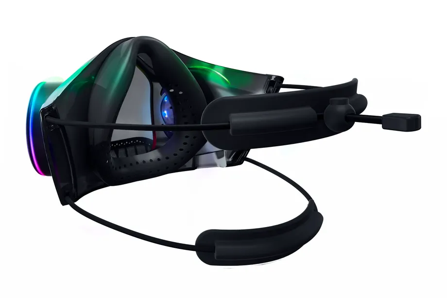 Razer ra mắt khẩu trang có đèn RGB lập lòe, giá 2,3 triệu