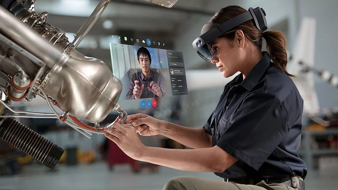 Microsoft hợp tác Samsung phát triển kính HoloLens 3