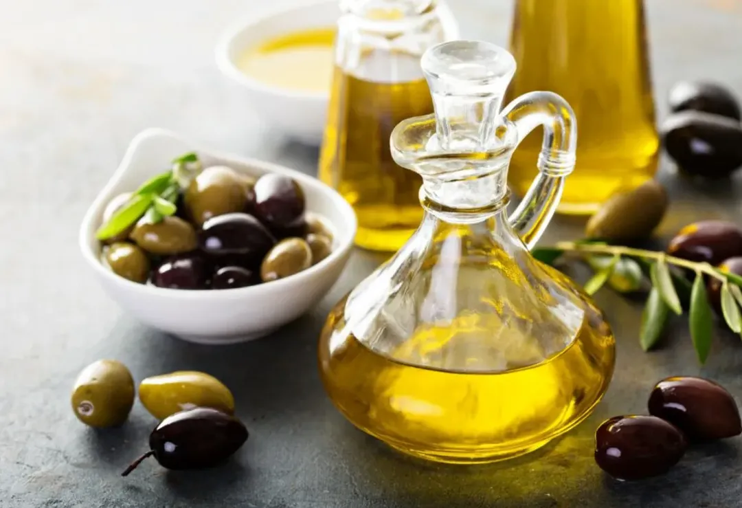Nghiên cứu: Ăn dầu oliu thường xuyên có thể cứu sống bạn