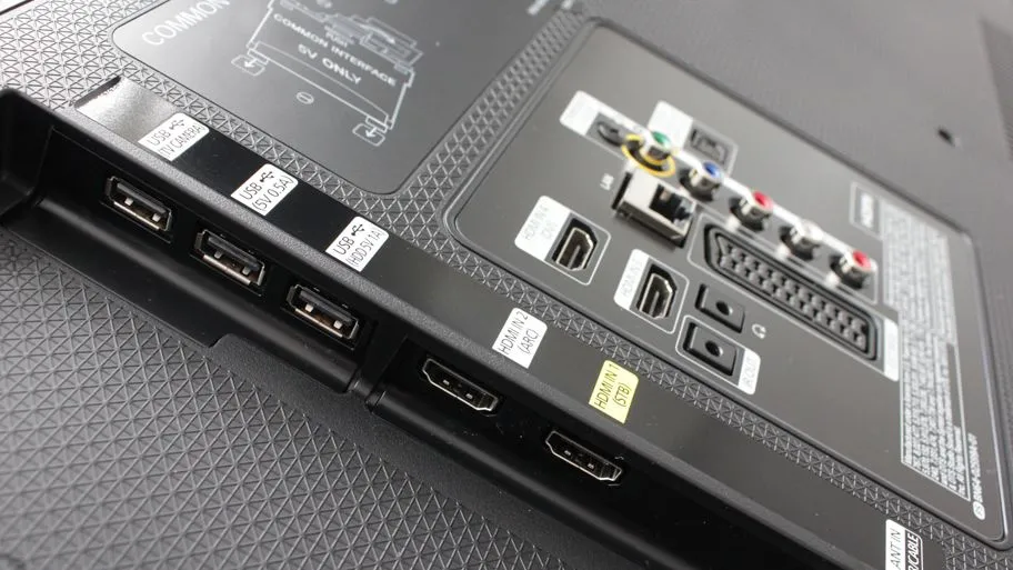 Bạn thực sự cần đến bao nhiểu cổng HDMI trên TV?
