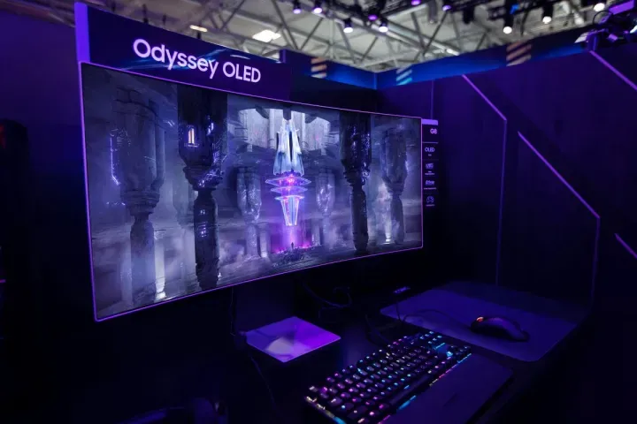 Cuối cùng thì Samsung cũng "chịu" đưa OLED vào những màn hình chơi game Odyssey của mình