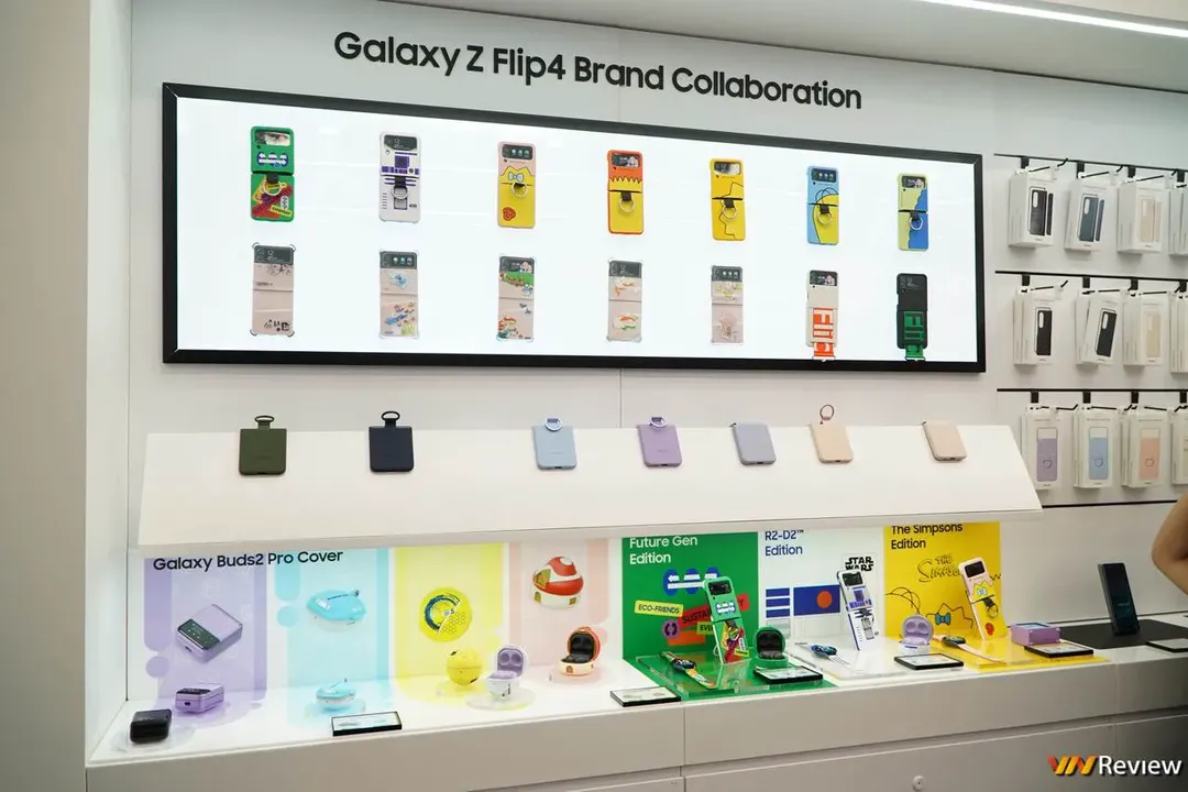 Samsung khai trương liền lúc 4 cửa hàng trải nghiệm Galaxy House tại TP.HCM, đầy đủ sản phẩm flagship, nhiều phụ kiện độc đáo