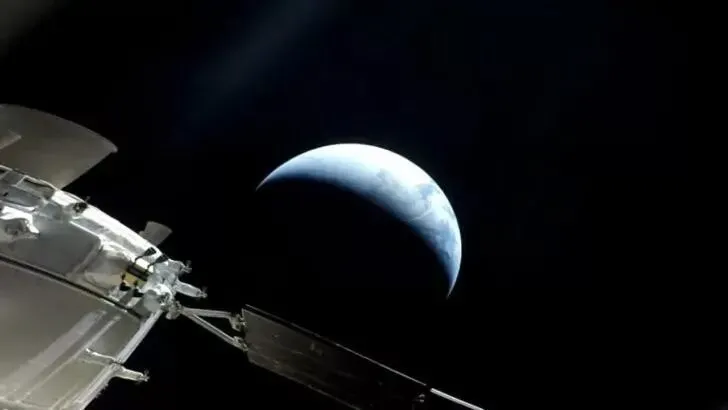 NASA: Đưa người lên sao Hỏa chậm nhất cuối thập niên 2030, SpaceX dự tính đổ bộ lên mặt trăng vào năm sau