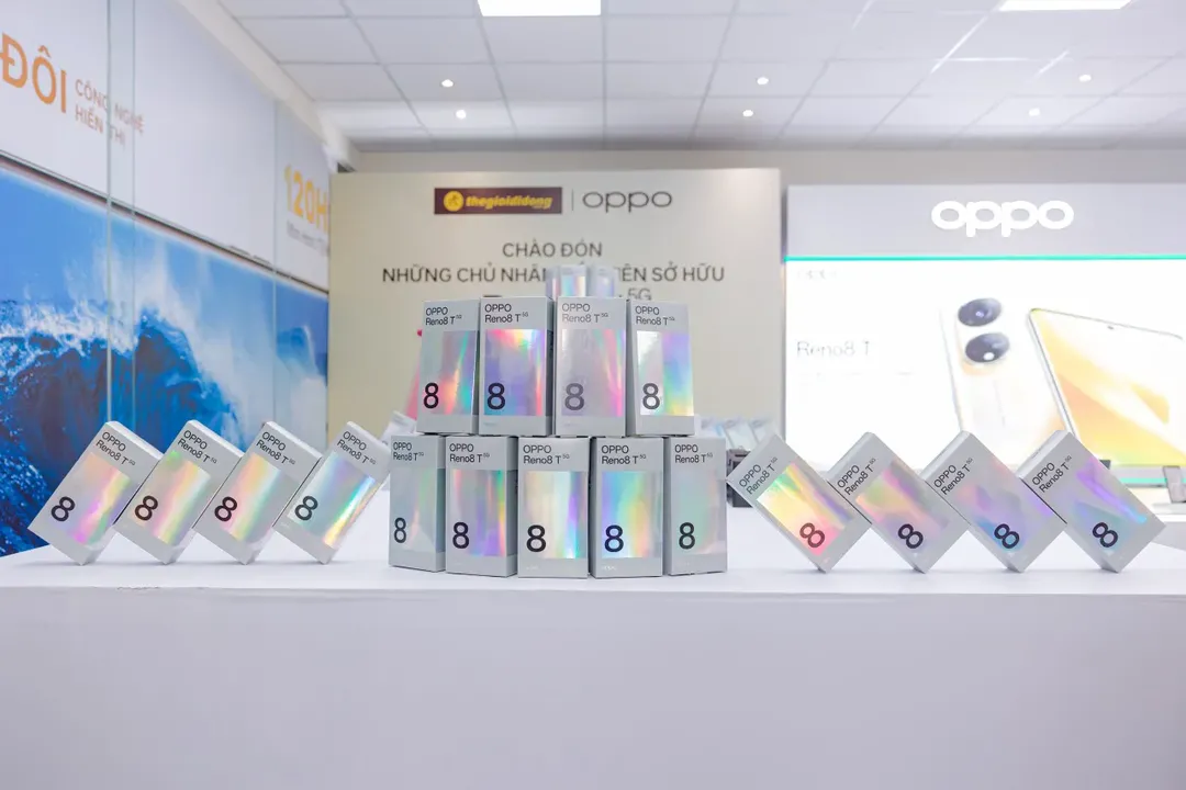 Thế Giới Di Động chính thức mở bán Oppo Reno8 T 5G và Reno8 T, ghi nhận hơn 14.000 đơn hàng đặt trước