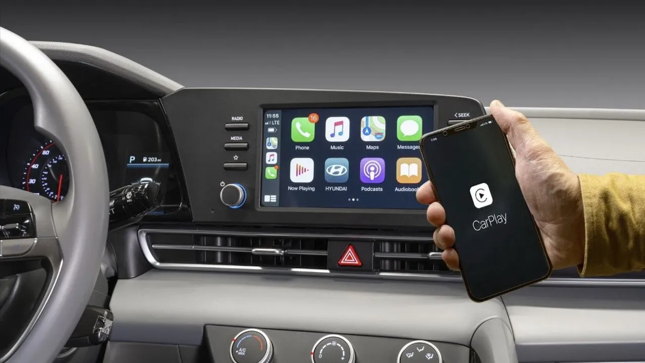 Nhưng ưu/nhược điểm của Apple CarPlay không dây và có dây