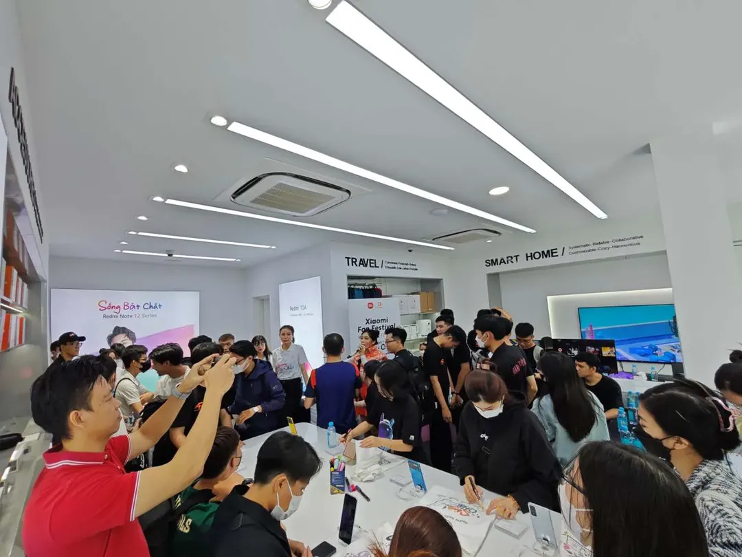 Xiaomi mở chuỗi sự kiện Fan Festival với khuyến mại cho Fan, công bố Redmi Note 12 Series cháy hàng với hơn 22.000 đơn đặt trước