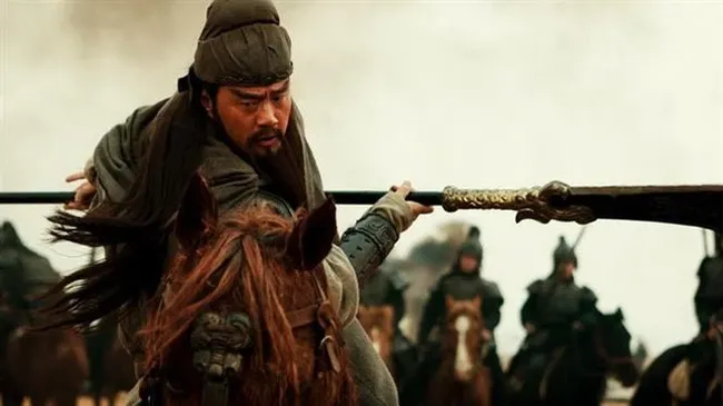 Hoàng Trung tinh thông võ nghệ bắn cung, vì sao được phong là Ngũ hổ tướng khiến Quan Vũ vẫn bất mãn?