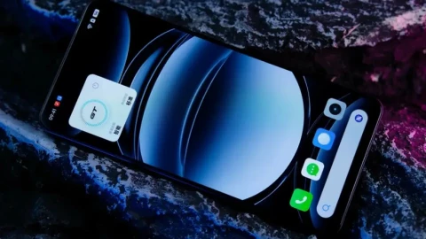 Vì sao smartphone dùng chip Snapdragon 8 Gen3 lại có giá rẻ đến vậy?