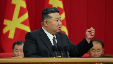 Kim Jong Un họp kín 3 ngày: Triều Tiên sắp thay đổi chiến lược lớn?