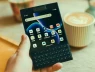 Xuất hiện Unihertz Titan 2: "Hậu duệ" BlackBerry với bàn phím vật lý, màn hình phụ độc đáo