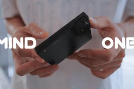 Độc lạ iKKO Mind One: Điện thoại vuông như hộp phấn, camera lật, miễn phí Internet AI