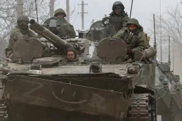 Ukraine kiệt sức, Nga thắng lớn ở Luhansk