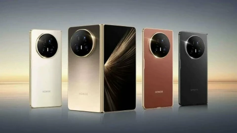 Honor Magic V5 ra mắt: tuyên bố là điện thoại gập mỏng nhất thế giới với một vài "điều kiện", thách thức Z Fold 7 Ultra