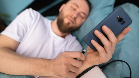 Apple đưa ra cảnh báo khẩn cấp: tuyệt đối đừng làm việc ngày trước khi đi ngủ!