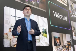 TV cao cấp Samsung mất 11% thị phần chỉ sau 1 năm, ngôi vương suốt 2 thập kỷ đang lung lay dữ dội