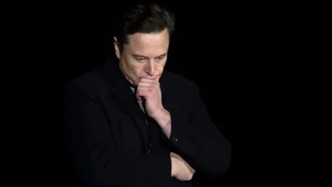 Donald Trump sử dụng chiêu mới khiến Elon Musk chỉ biết bất lực đứng nhìn