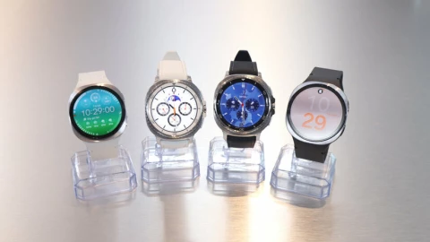 Trên tay Galaxy Watch 8 & Galaxy Watch 8 Classic: ngoại hình “lột xác”, viền xoay vật lý trở lại, tích hợp Gemini có thể viết cả code