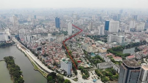 Hà Nội cấm xe máy chạy xăng dầu trong Vành đai 1 từ tháng 7/2026