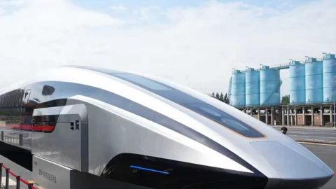 Trung Quốc trình làng tàu siêu tốc 600km/h, “kỳ quan đệm từ”