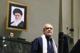 Truyền thông Iran tiết lộ thông tin về vụ nghi ngờ là ám sát bất thành của Israel, sáu tên lửa được phóng nhưng mục tiêu chỉ bị thương ở chân
