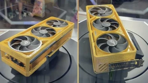 Ngỡ ngàng với chiếc card đồ họa giá tới gần 13 tỷ đồng, "bọc" gần 5kg vàng nguyên chất