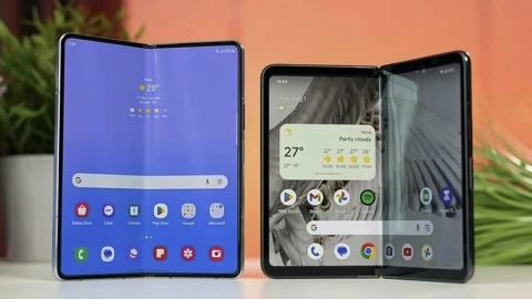 Điện thoại gập đã thay đổi mối quan hệ giữa Samsung và Google