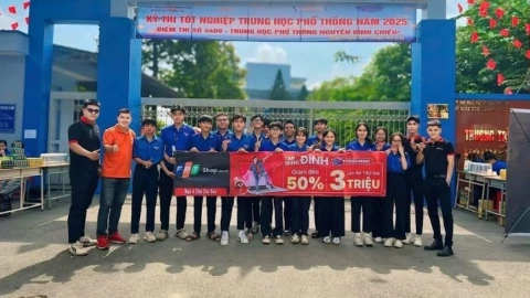 Mạng di động FPT tặng học bổng cho tân sinh viên 2025, tổng giá trị đến 480 triệu đồng